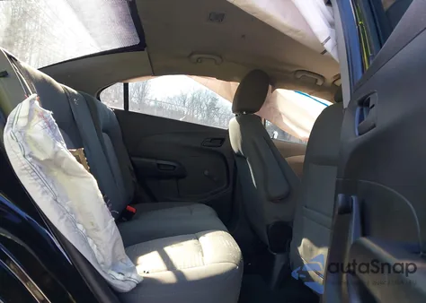 2019 Chevrolet Sonic Ls Auto z USA, uszkodzony, nr VIN 1G1JB5SB3K4134046